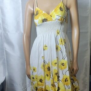 Forever‎ 21 Floral Yellow and White Summer Dress Size S